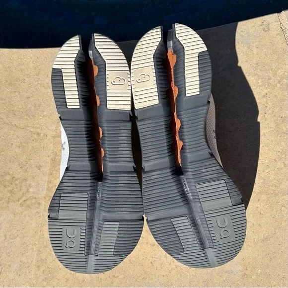 On Running Cloudnova White Pecan - Size 14 Men’s - Picture 8 of 9